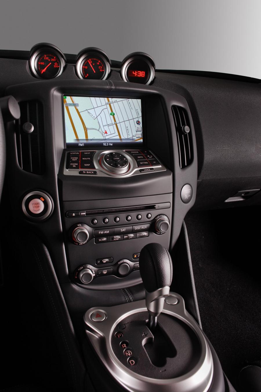  Nissan 370Z 2013 года  (фото 9 из 28)